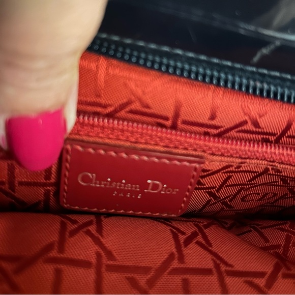 Beautiful vintage navy blue Christian Dior bag in excellent conditions- like new - Picture 2 of 4